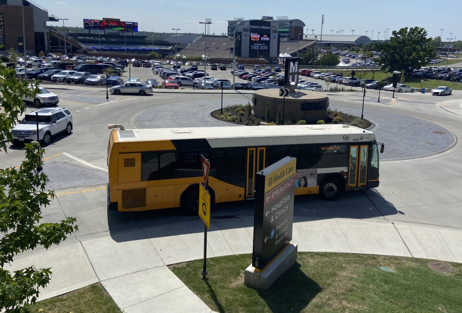 go como tiger line hearnes loop bus at tiger avenue and hospital drive roundabout aug. 21 2024 002 scaled 1