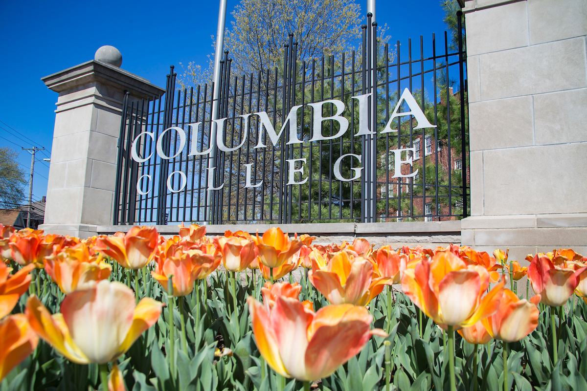 2016 columbia college corner sign